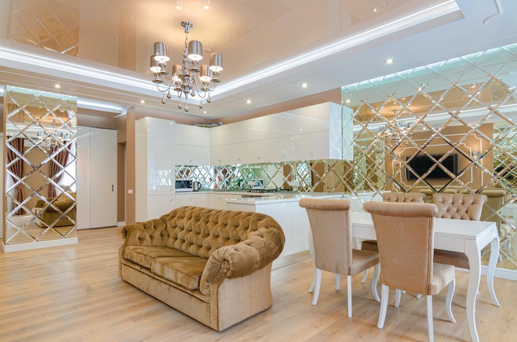 Royal Art-Deco Apartment Liov Exterior foto
